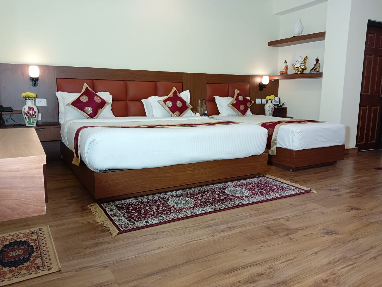 Hotel Zingkham Residency | Super Deluxe	